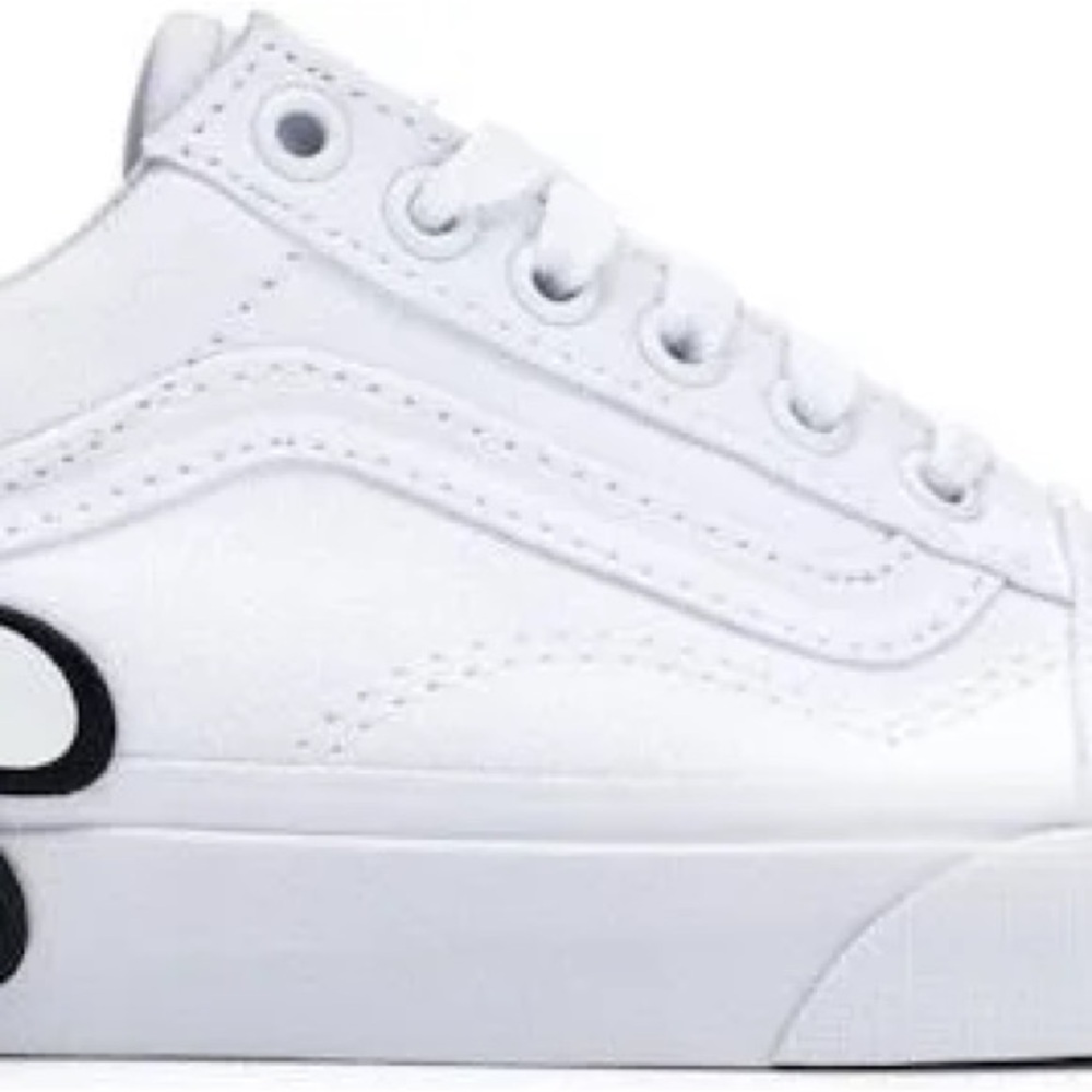 Vans White Sneakers Classic Low-Top Design